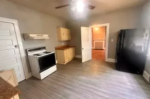 8 Poplar St, Covington, GA 30014 - Photo 10