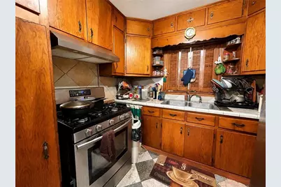 1035 Stoneybrook Road, Forest Park, GA 30297 - Photo 8