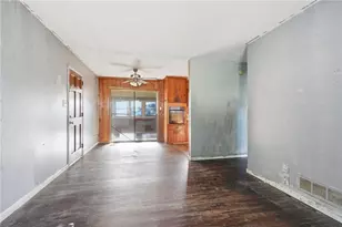 5911 Meadowview Rd, Rex, GA 30273 - Photo 10
