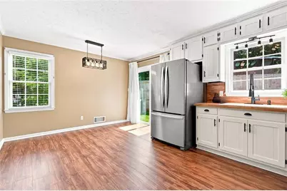 5075 Woodland Drive NW, Kennesaw, GA 30152 - Photo 12