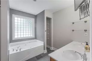 481 Pine Dr, Stone Mountain, GA 30083 - Photo 32
