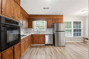 3518 Meadow Ln, Gainesville, GA 30506 - Photo 14