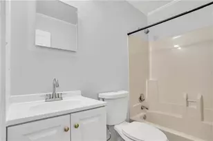 4960 Cold Springs Dr NW, Lilburn, GA 30047 - Photo 32