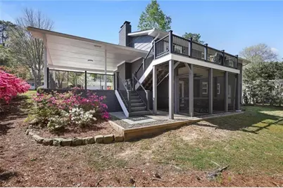 677 Hillandale Circle SW, Marietta, GA 30064 - Photo 6