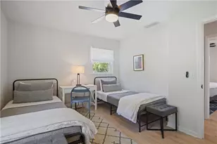 677 Hillandale Circle SW, Marietta, GA 30064 - Photo 16