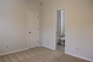 2059 Liberty Ct NW, Atlanta, GA 30318 - Photo 4