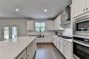 3356 Fall Branch Ln, Buford, GA 30519 - Photo 10