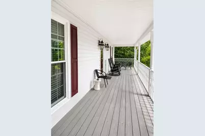 823 Ridge Avenue, Stone Mountain, GA 30083 - Photo 4