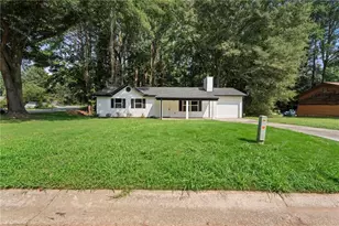 20 Skylark Ln, Jonesboro, GA 30238 - Photo 2
