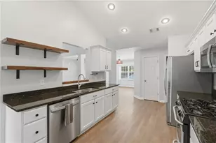 3522 Cameron Dr, Gainesville, GA 30506 - Photo 12