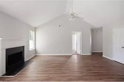 5816 Wellborn Creek Drive, Lithonia, GA 30058 - Photo 12