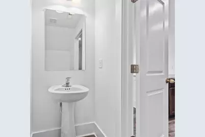 1512 Parks Edge Lane NW, Atlanta, GA 30318 - Photo 6