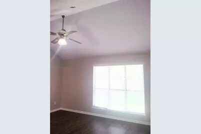 990 Forest Path, Stone Mountain, GA 30088 - Photo 8