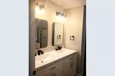 990 Forest Path, Stone Mountain, GA 30088 - Photo 6