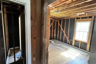 1241 Lyle Ave, East Point, GA 30344 - Photo 20