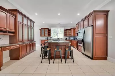 1010 Burton Drive NE, Atlanta, GA 30329 - Photo 8