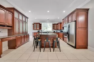 1010 Burton Dr NE, Atlanta, GA 30329 - Photo 8