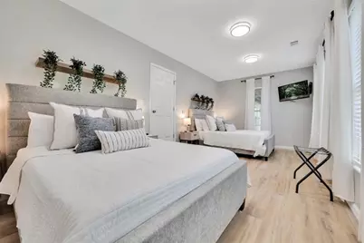 1010 Burton Drive NE, Atlanta, GA 30329 - Photo 48