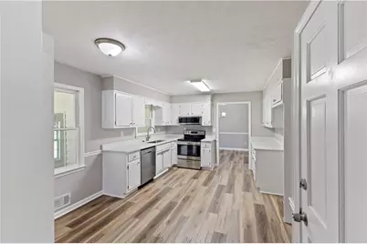 91 Bentridge Court, Lawrenceville, GA 30043 - Photo 2