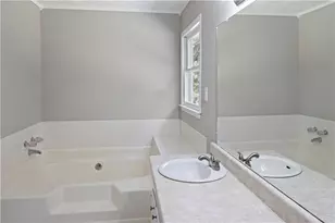 91 Bentridge Ct, Lawrenceville, GA 30043 - Photo 4