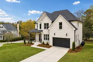 318 Vinings Walk NW, Gainesville, GA 30501 - Photo 2