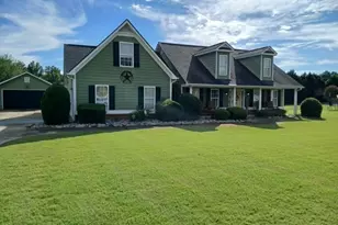 109 Presidential Ln, Statham, GA 30666 - Photo 2