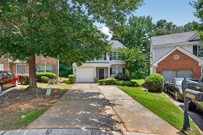 9426 Lakeview Road, Union City, GA 30291 - Photo 2