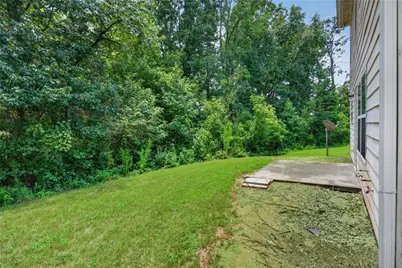 9426 Lakeview Road, Union City, GA 30291 - Photo 34