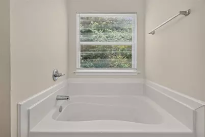 9426 Lakeview Road, Union City, GA 30291 - Photo 22