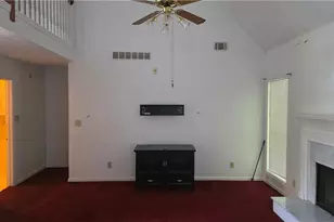 911 Stonemill Manor, Lithonia, GA 30058 - Photo 4