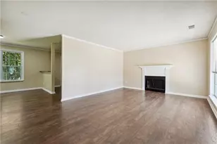6223 Marbut Farms Ln, Lithonia, GA 30058 - Photo 12