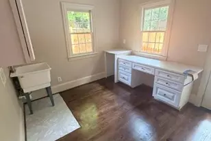 440 Hillside Dr NW, Atlanta, GA 30342 - Photo 6