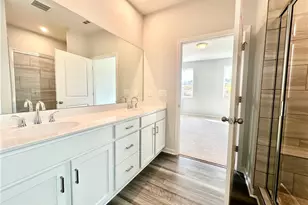 4446 Buttonwood Ln, Lilburn, GA 30047 - Photo 16