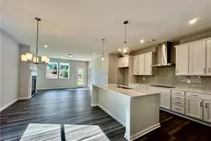4446 Buttonwood Ln, Lilburn, GA 30047 - Photo 8