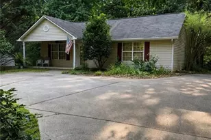 5635 Lake View Ct, Gainesville, GA 30506 - Photo 1