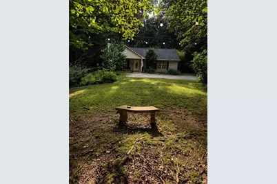 5635 Lakeview Court, Gainesville, GA 30506 - Photo 2