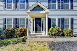 709 Flowers Crossing, Lawrenceville, GA 30044 - Photo 2