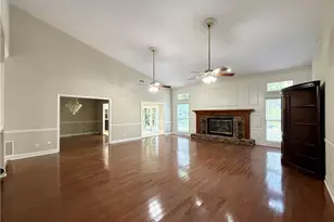 2320 Copper Trail Ln, Buford, GA 30519 - Photo 10