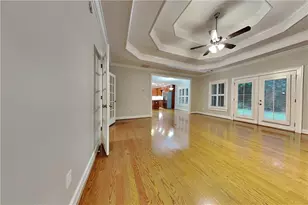 601 Peach Pl, Loganville, GA 30052 - Photo 2