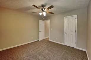 638 Castlebrooke Way, Lawrenceville, GA 30045 - Photo 10
