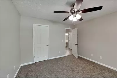 2070 Charleston Oak Circle, Lawrenceville, GA 30043 - Photo 16