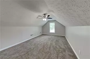 2070 Charleston Oak Cir, Lawrenceville, GA 30043 - Photo 20