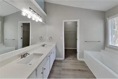 2070 Charleston Oak Circle, Lawrenceville, GA 30043 - Photo 10