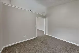 2070 Charleston Oak Cir, Lawrenceville, GA 30043 - Photo 12