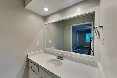 2709 Hawk Drive NE, Marietta, GA 30066 - Photo 10