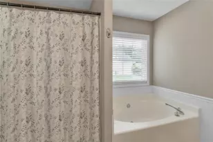 7020 Greenridge Dr, Loganville, GA 30052 - Photo 22