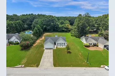 7020 Greenridge Drive, Loganville, GA 30052 - Photo 32