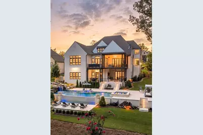 761 Woodvale Point, Suwanee, GA 30024 - Photo 2