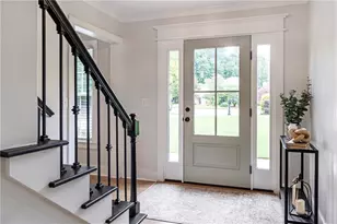 663 Parkcrest Pl NE, Marietta, GA 30068 - Photo 4