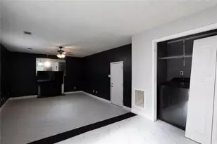 4127 Kingship Dr, Ellenwood, GA 30294 - Photo 10
